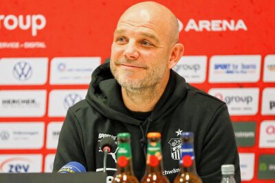FSV-Trainer Thielemann: "Wir wollen zeigen, dass es den hässlichen FSV Zwickau nicht gibt" - FSV-Zwickau-Trainer Ronny Thielemann