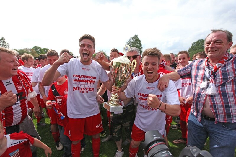 FSV Zwickau sichert sich Regionalliga-Meisterschaft - 