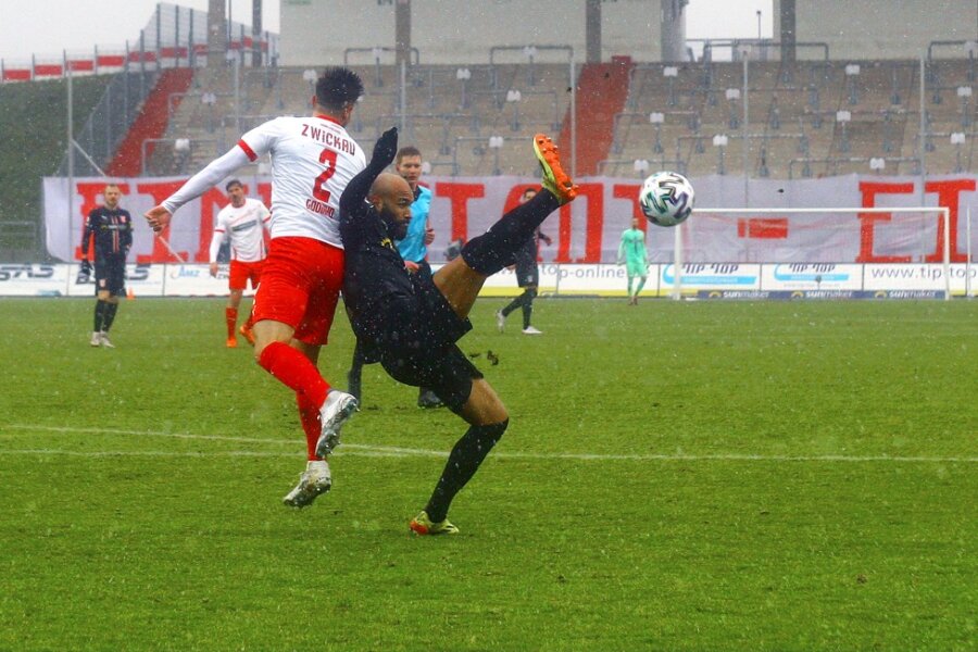 FSV Zwickau und Hallescher FC trennen sich 2:2