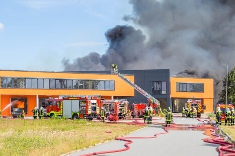 Für 8,2 Millionen Euro: Imeco belebt Brandruine in Elterlein - Im Juni 2017 hatte es in der damaligen Möbelfabrik gebrannt. 