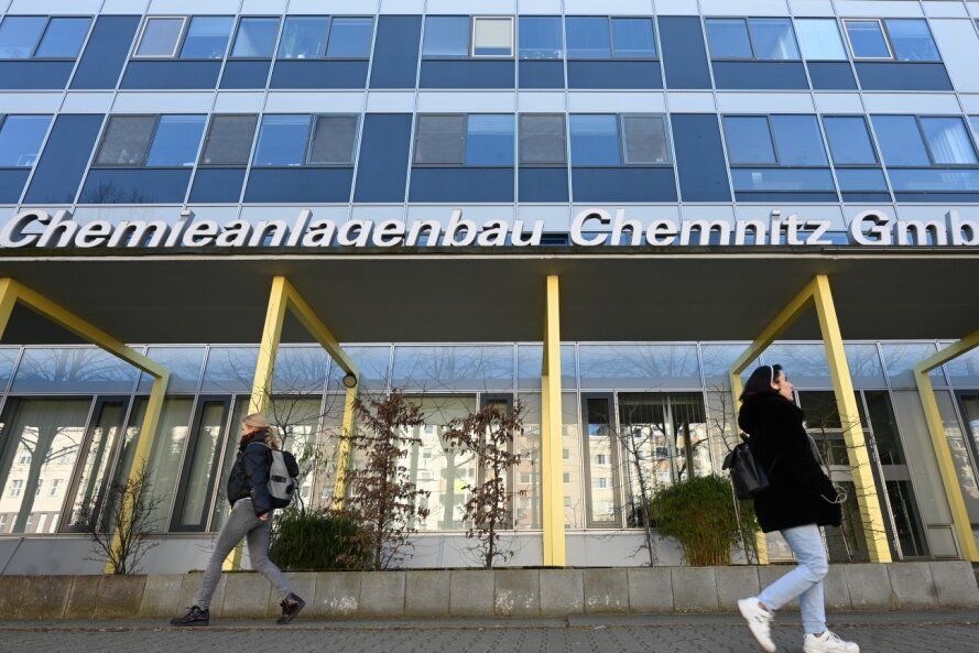 Für den Chemnitzer Chemieanlagenbau endete 2021 mit einem Meilenstein - Der Stammsitz des Chemieanlagenbau Chemnitz an der Augustusburger Straße. 