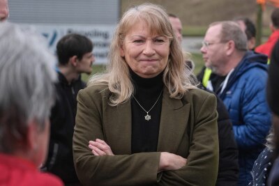 „Für die CDU sind immer andere schuld“: SPD-Spitzenkandidatin Köpping fordert Schulgipfel - SPD-Spitzenkandidatin Petra Köpping, hier bei einem Termin in Espenhain, fordert einen Schulgipfel.