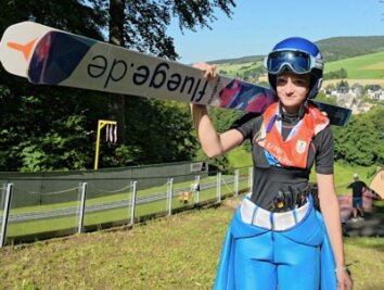 Für die Top Ten reicht es noch nicht - Kim Amy Duscheck vom Bundesstützpunkt Klingenthal landete beim Alpencup in Pöhla auf den Rängen 19 und 18. 