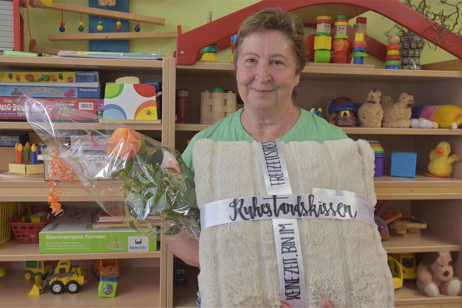 Für Krippenerzieherin in Bad Elster war ihr Leben für die Kinder mehr als ein Beruf - Nach 45 Jahren Arbeitsleben in Bad Elster geht Krippenerzieherin Angelika Dölling in den Ruhestand.