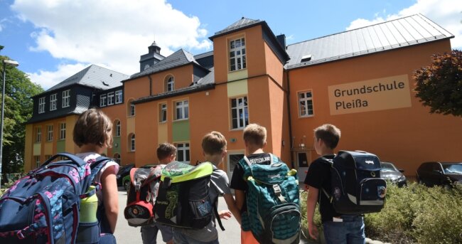 In der Grundschule in Pleißa sind Verbesserungen am Brandschutz notwendig. Außerdem soll die Heizungsanlage perspektivisch erneuert werden. Der Plan der Stadt reicht bis ins Jahr 2026. 