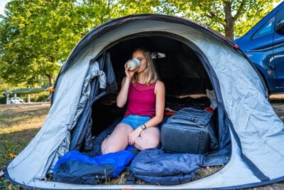 Für Sparfüchse, Daheimgebliebene und Spontanurlauber in Glauchau: Das sind drei Campingplätze in unmittelbarer Nähe. - Wer im Urlaub sparen möchte, hat am besten sein eigenes Dach mit Schlafplatz dabei.