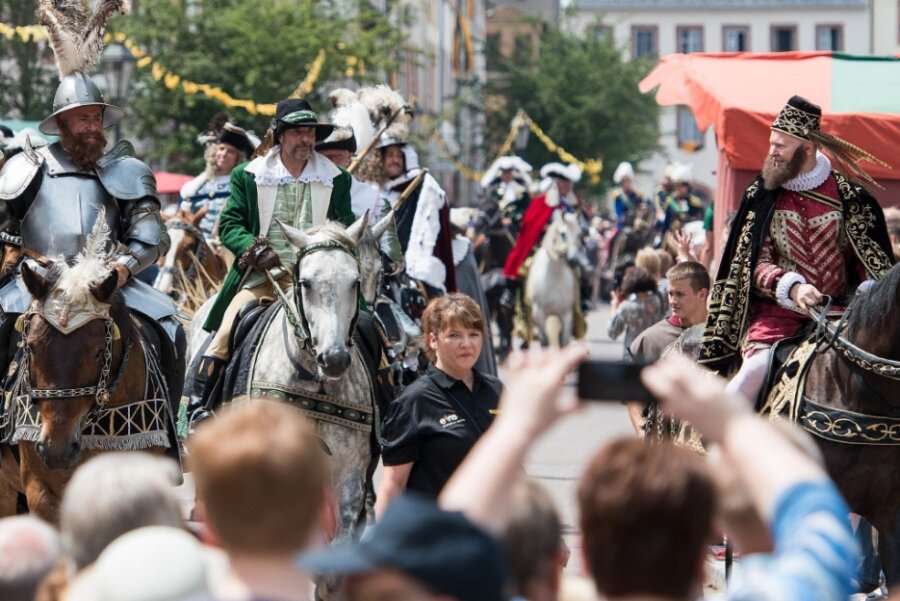 Der Lebendige Fürstenzug von Rochlitz nach Seelitz war der Publikumsmagnet zum Fürstentag vor vier Jahren. Er wird am 19. Juni gegen 13 Uhr auf dem Marktplatz eintreffen. 