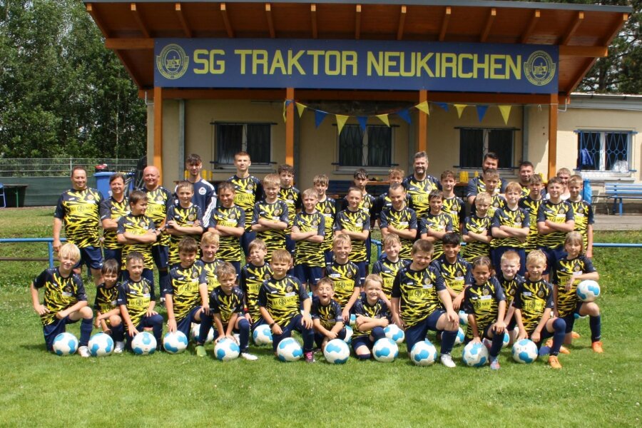 Fußball-Feriencamp in Neukirchen wird von jungen Kickern sehr gut angenommen - Großer Beliebtheit erfreut sich das Fußball-Feriencamp der SG Traktor Neukirchen in diesem Jahr. Es ist die mittlerweile fünfte Auflage auf dem Gelände des Vereins.