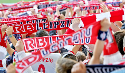 Fußball-Osten wieder mit Erstligisten: RB Leipzig steigt auf - 