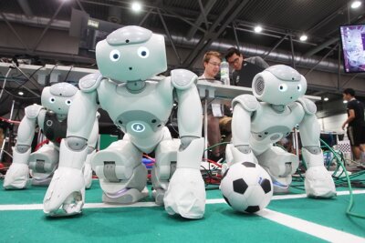 Fußball-Weltmeisterschaft der Roboter seit Donnerstag in Leipzig - 