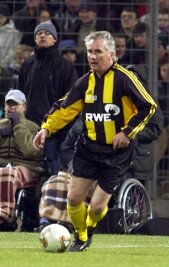 Fußballlegende Reinhard Häfner gestorben - 