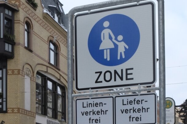 Fußgängerzone Reichenbach: OB will am 13. März mit Betroffenen sprechen - Stein des Anstoßes: Wegen der seit Januar geltenden Fußgängerzone gehen die Umsätze der Händler zurück, heißt es. 