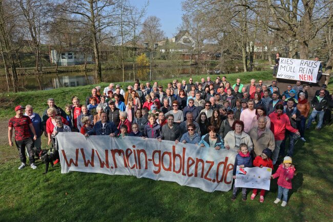Gablenzer protestieren gegen Deponie-Pläne - Viele Einwohner wehren sich gegen die Pläne zur Schaffung einer Bauschutt-Deponie.