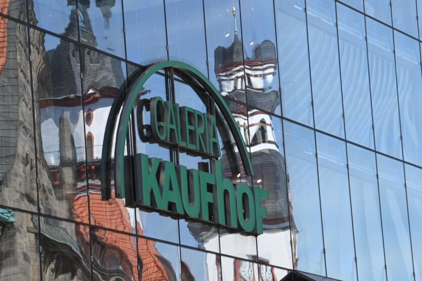 Galeria Karstadt Kaufhof in Chemnitz: Welche Zukunft hat das erste Haus in der City? - Der imposante Bau des Warenhauses prägt das Zentrum von Chemnitz. 