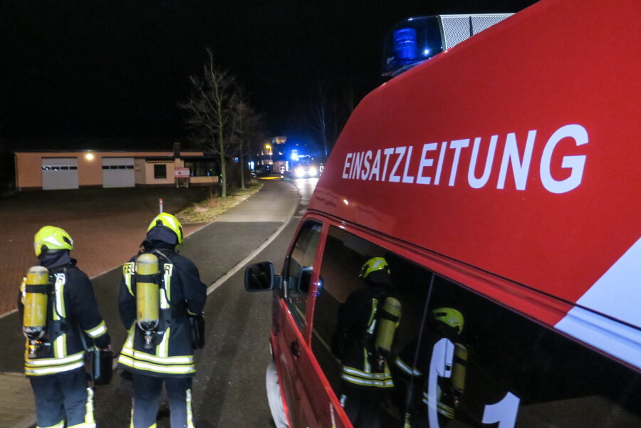Gas-Alarm: Feuerwehreinsatz an Schwarzenberger Imbiss - 