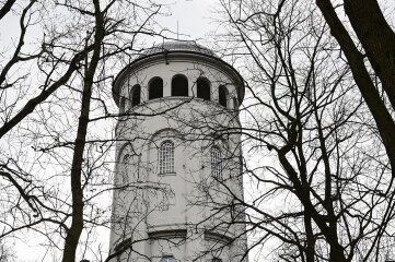 Geänderte Öffnung von Wahrzeichen - Der Taurasteinturm in Burgstädt zählt zu den Wahrzeichen und touristischen Zielen 