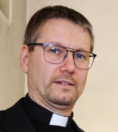 Gebete für Benedikt XVI. - aber kein Requiem - Markus Böhme - Pfarrer