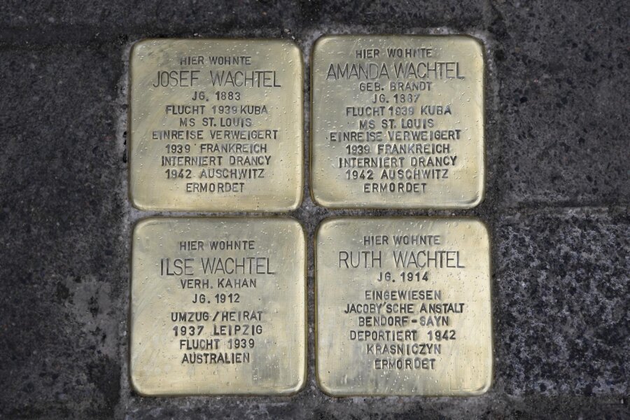 Gedenkveranstaltung am Donnerstag für Juden aus Adorf - Stolpersteine für Mitglieder der Familie Wachtel, die 2018 in Adorf verlegt wurden.