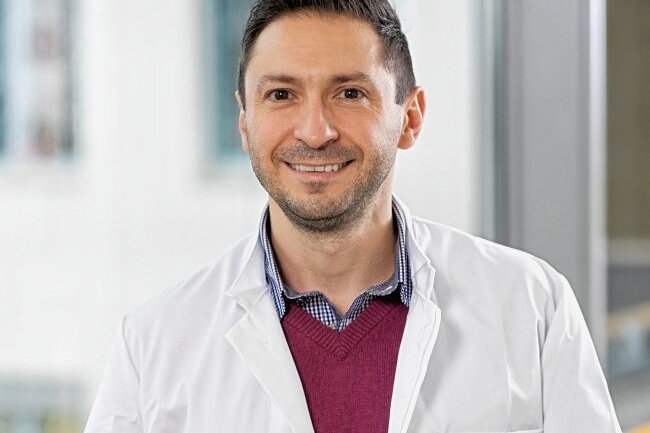 Gefäßchirurg kommt ins Erzgebirge - Dr. Leonid Ladyshenskij hat am Erzgebirgsklinikum die Stelle des Chefarztes der Klinik für Gefäßchirurgie übernommen. 