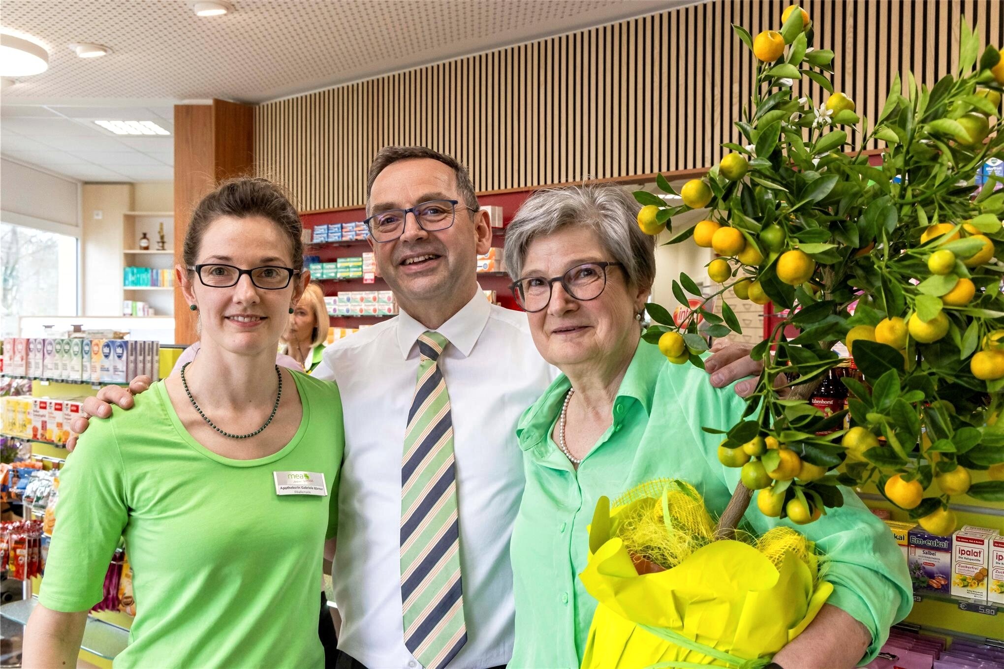 Gegen Das Apothekensterben Im Erzgebirge: Familie Stemmt Sich ...