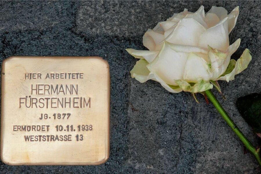 Gegen das Vergessen: Erinnern an ehemalige jüdische Chemnitzer - Vor zehn Jahren wurde der Stolperstein für Hermann Fürstenheim verlegt. An dieser Stelle wird am heutigen Dienstag erinnert. 