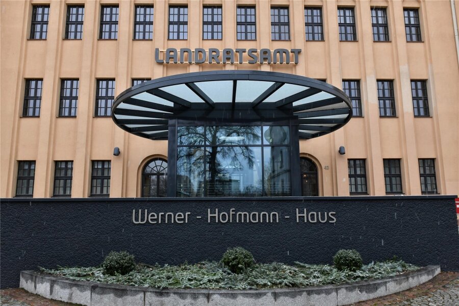 Geigensolo mahnt zum Holocaust-Gedenktag am Samstag in Freiberg - Am Werner-Hofmann-Haus an der Frauensteiner Straße 43 in Freiberg wird am Samstag der Holocaust-Gedenktag begangen.
