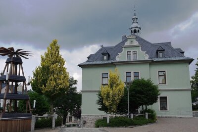 Das Rathaus in Schönheide.