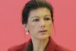 Genossen im Asyl-Streit - Macht Ansagen, die nicht jedem in der Partei gefallen: Sahra Wagenknecht.