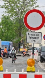Gersdorf: Aufregung um neue Baustelle - Seit Dienstag ist die Hauptstraße im Gersdorfer Oberdorf gesperrt. 