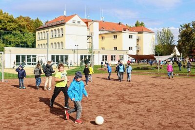 Geschafft: Crossener Grundschule auf Vordermann gebracht - 