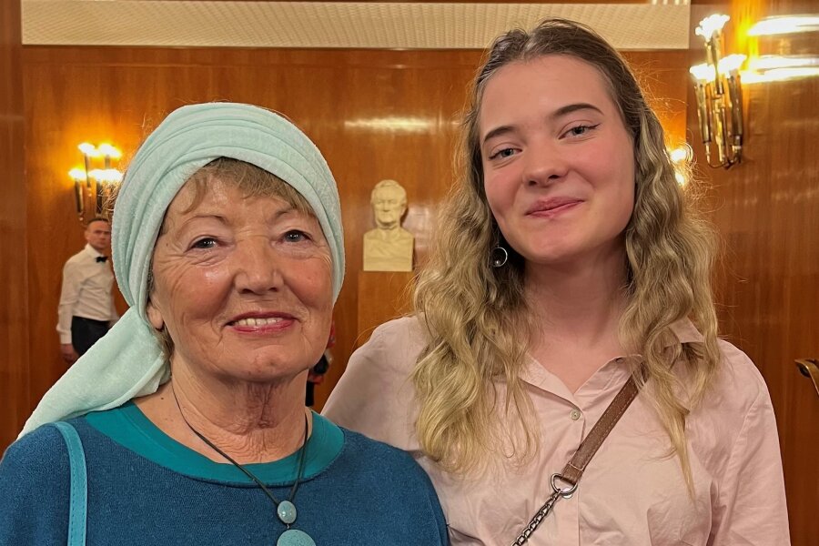 Ronja Flämig besucht mit ihrer Großmutter regelmäßig Theateraufführungen.