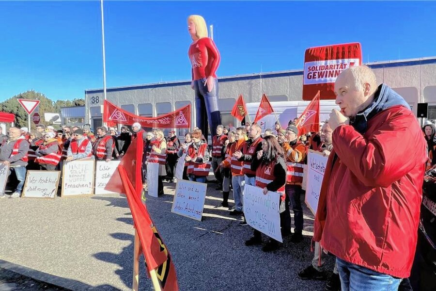 GKN-Werk Mosel: Unbefristeter Streik ab Montag - Warnstreiks fanden in Mosel bei GKN schon statt. Jetzt gibt es einen Dauerstreik. 