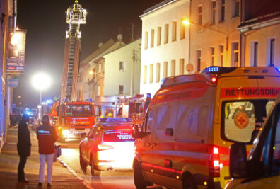 Glauchau: Feuer an der August-Bebel-Straße - 