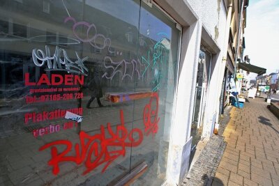 Glauchaus Liberale schlagen eine Mängelmelder-App vor - Illegale Grafitti und andere Schmierereien könnten künftig in Glauchau mithilfe einer Mängelliste-App direkt an das Rathaus gemeldet werden.