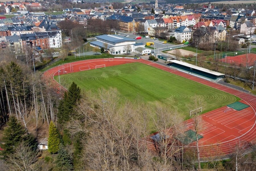 Das Falkensteiner Stadion bietet beste Verhältnisse für Leichtathleten und ist die einzige genormte Anlage im Städteverbund. 