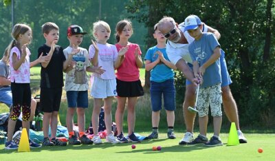 Golfspiel in Klaffenbach bringt kinderleicht 1500 Euro ein - 
