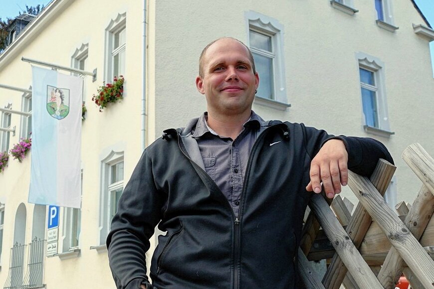 Gornaus Bürgermeister plant Start ins Hauptamt - Nico Wollnitzke will künftig als hauptamtlicher Bürgermeister im Rathaus sitzen.