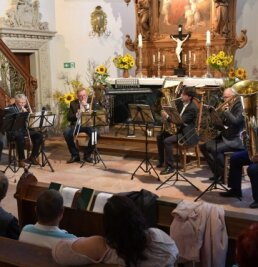 Gottesdienst musikalisch umrahmt - Der Erdmannsdorfer Posaunenchor spielt am Sonntag zum Gottesdienst. 