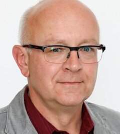 Grabstätten: Fördergeld für Sanierung - Uwe Horn - Friedhofsverwalter