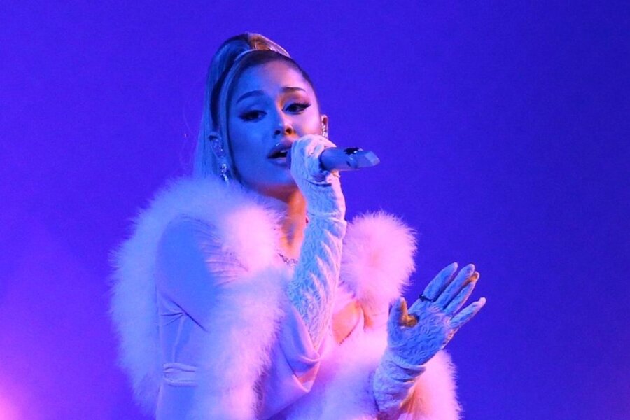 Grande erzählte jungen Fans von Faszination für Serienkiller - Ariana Grande bei den Grammy Awards im Januar 2020.