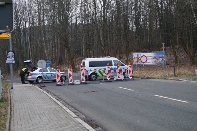 Am Montag wird der Grenzübergang an der Graslitzer Straße in Klingenthal wieder geöffnet, und zwar täglich von 5 bis 23 Uhr.