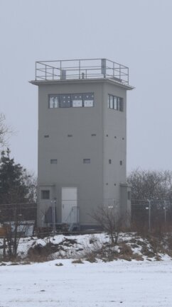 Der ehemalige Grenzturm in Heinersgrün. 