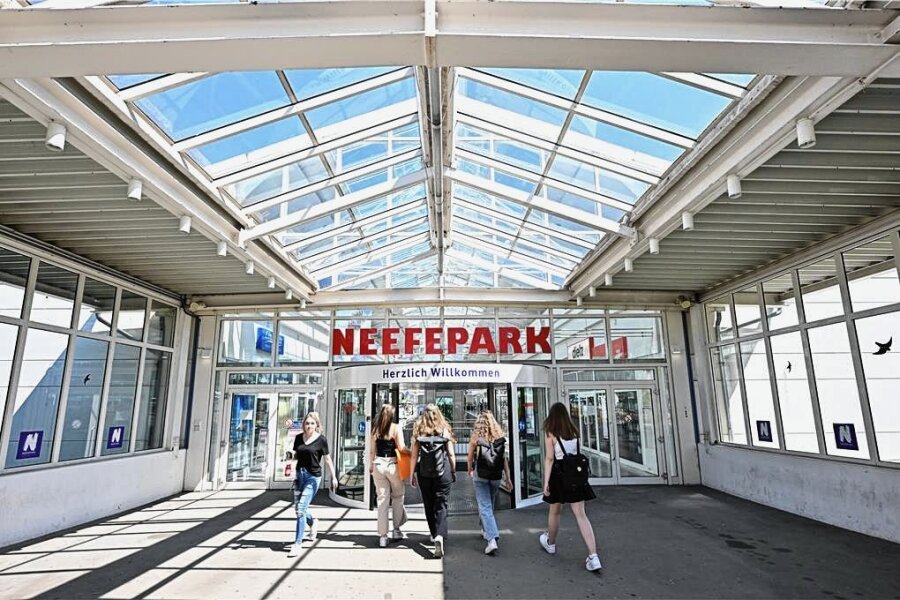 Großbaustelle Neefestraße: Wie das Einkaufscenter damit umgeht - Das Einkaufscenter Neefepark an der Neefestraße und der A 72 verbindet Ikea und Globus.