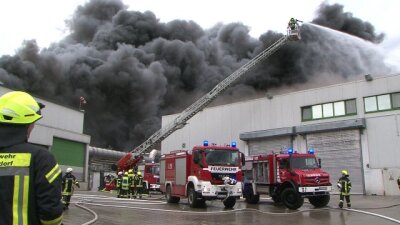 Großbrand bei Geflügelproduzent Wiesenhof in Lohne - 
