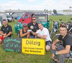Große Fete: Simsonfans treffen sich zum 20. Mal - Simsonfans aus Dölzig bei Leipzig sind Stammgäste bei den Zwickauer Simsonrennen und haben immer viel Spaß.