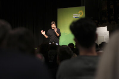 Großes Interesse an Grünen-Veranstaltung mit Robert Habeck in Plauen - 