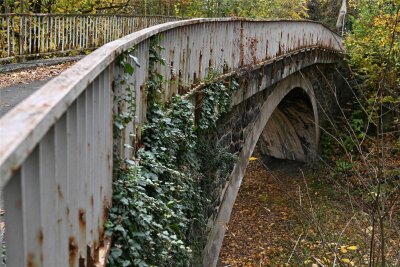 Großprojekt Brücke in Göritzhain: Stadträte treffen wichtige Entschlüsse - Die Brücke am Chemnitzberg in Göritzhain soll saniert werden.