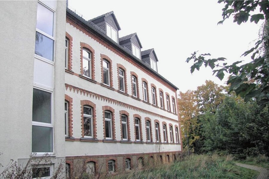Großvermieter in Geringswalde kauft Immobilie - Nachdem hier Strümpfe produziert wurden und später der Schulhort einzog, sollen jetzt Wohnungen entstehen.