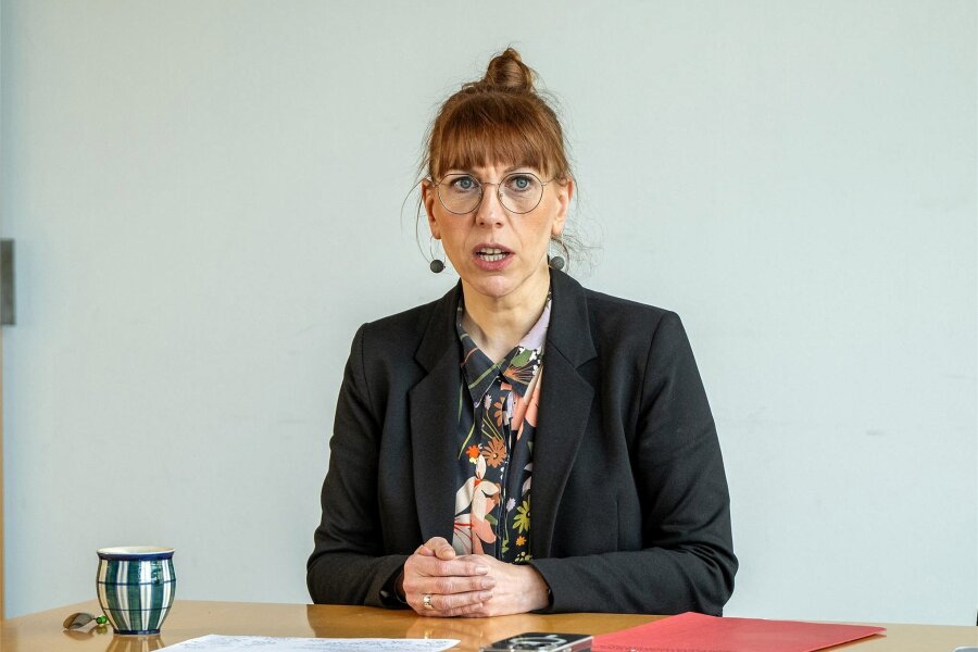 Grüne Ministerin Katja Meier aus Zwickau zu Angriffen auf Politiker: "Meine Angst kriegen die nicht!" - Katja Meier bei dem Interview mit der „Freien Presse“ in Dresden.