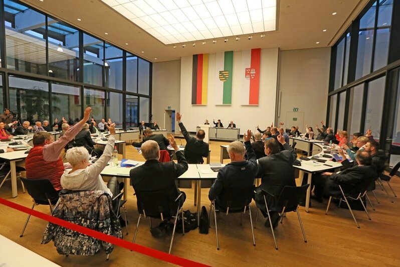 Grünes Licht für Ballsportzentrum in Zwickau - Mit großer Mehrheit spricht sich der Zwickauer Stadtrat für ein neues Sportzentrum aus.
